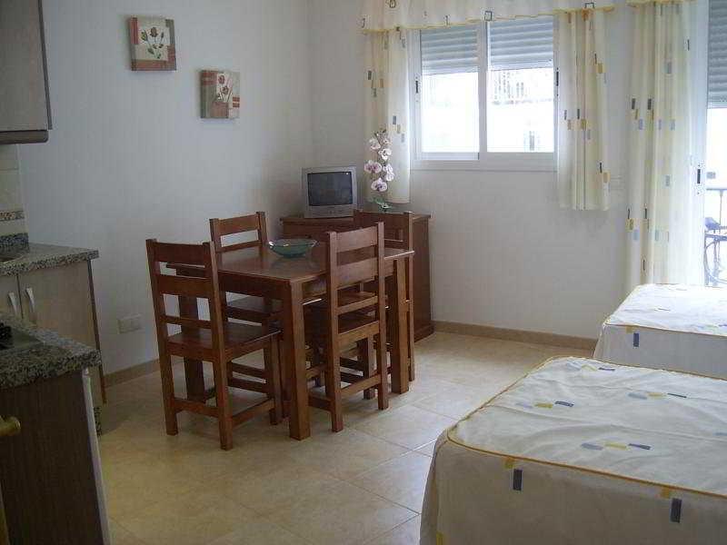 Apartamentos El Barrio Nerja Exterior foto